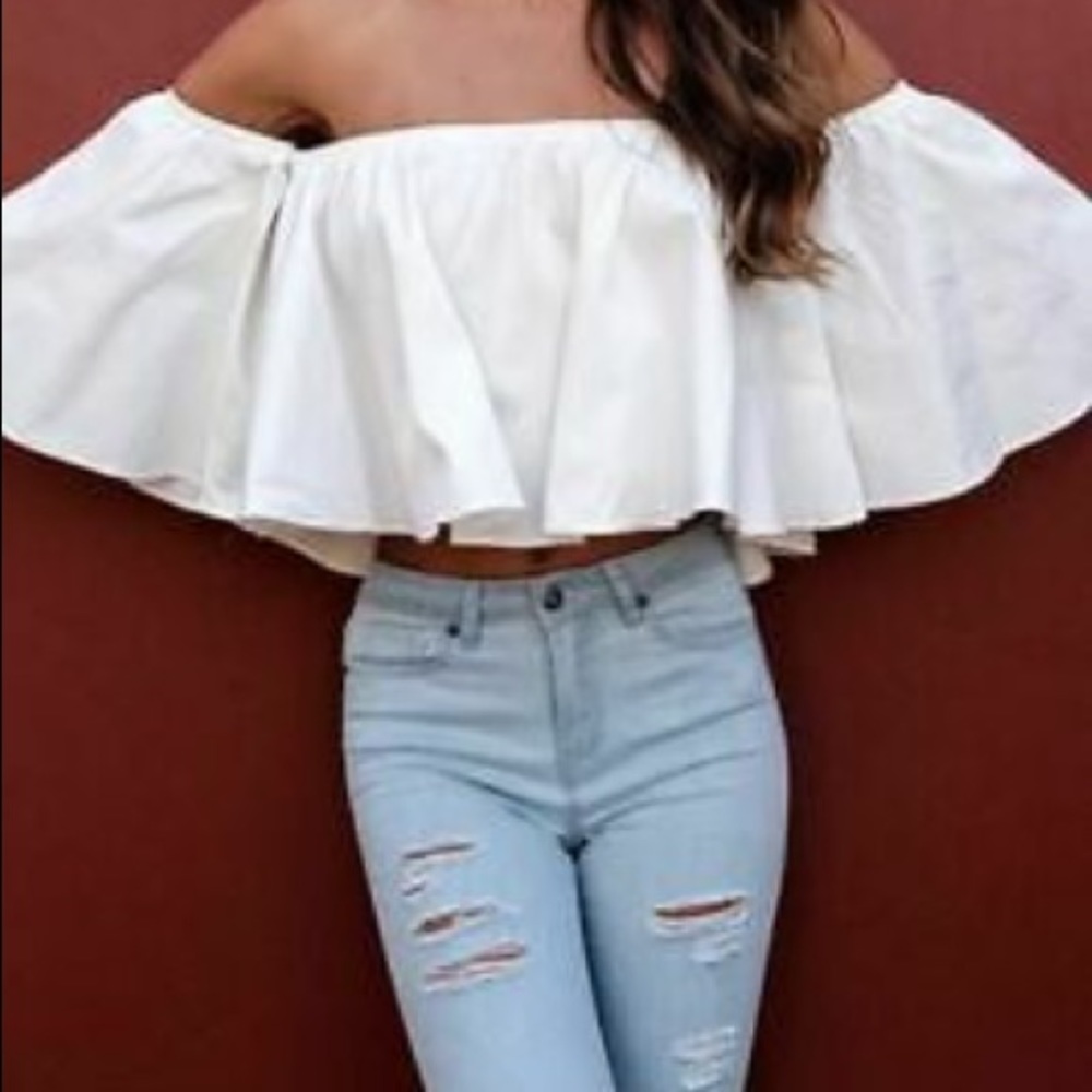 Off the Shoulder elastic neck flowy crop